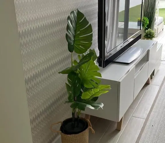 Apartment Ocean Garden, Heated Pool, Sunny Terrace,fast Wifi