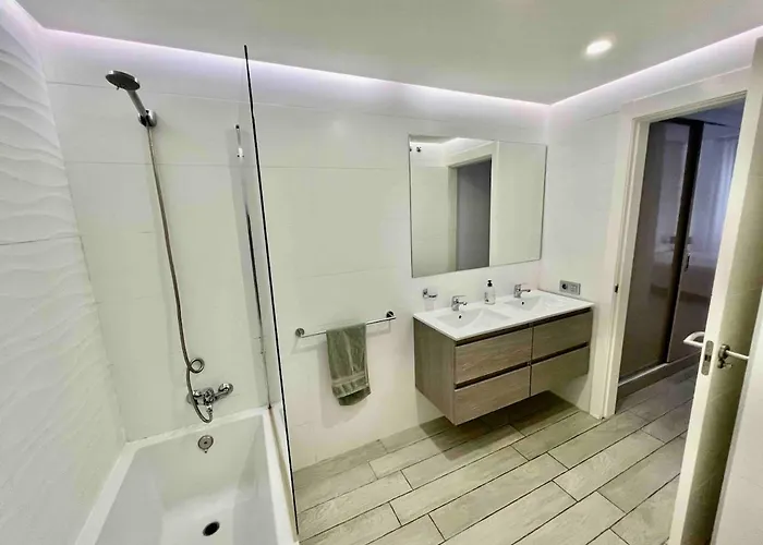 Ocean Garden, Heated Pool, Sunny Terrace,fast Wifi *