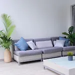 Ocean Garden, Heated Pool, Sunny Terrace,fast Wifi * אדחה