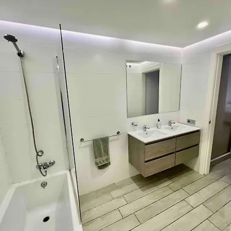 Ocean Garden, Heated Pool, Sunny Terrace,fast Wifi *