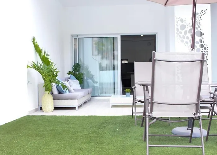 Ocean Garden, Heated Pool, Sunny Terrace,fast Wifi