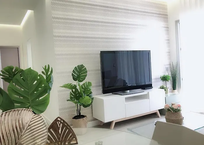 Apartment Ocean Garden, Heated Pool, Sunny Terrace,fast Wifi