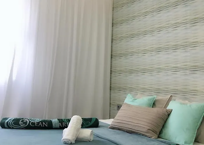 Apartment Ocean Garden, Heated Pool, Sunny Terrace,fast Wifi *