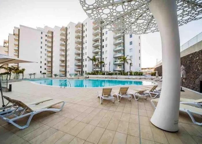 Ocean Garden, Heated Pool, Sunny Terrace,fast Wifi Apartment *